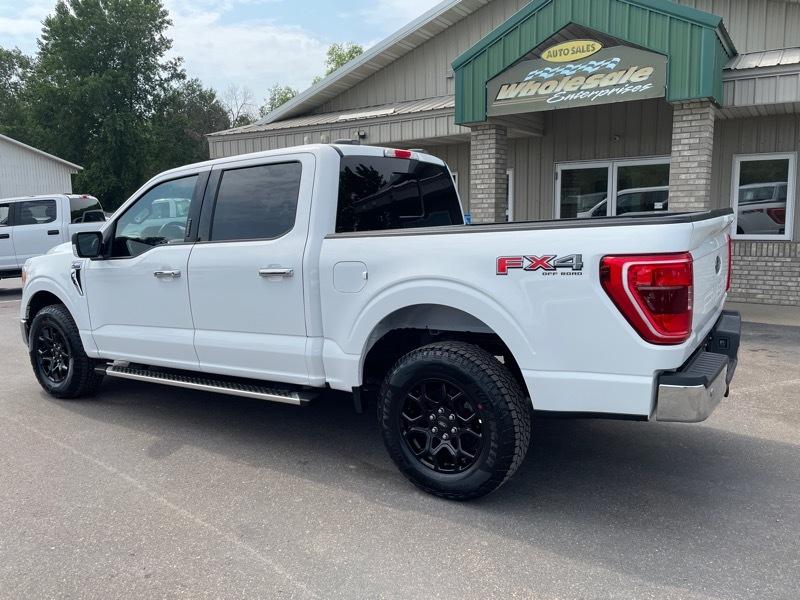 Ford F-150 4WD SuperCrew 145" XLT 2022