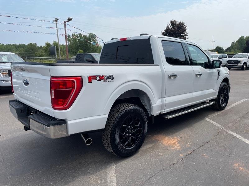 Ford F-150 4WD SuperCrew 145" XLT 2022