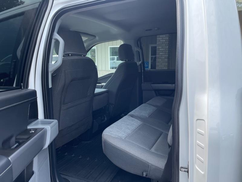Ford F-150 4WD SuperCrew 145" XLT 2022