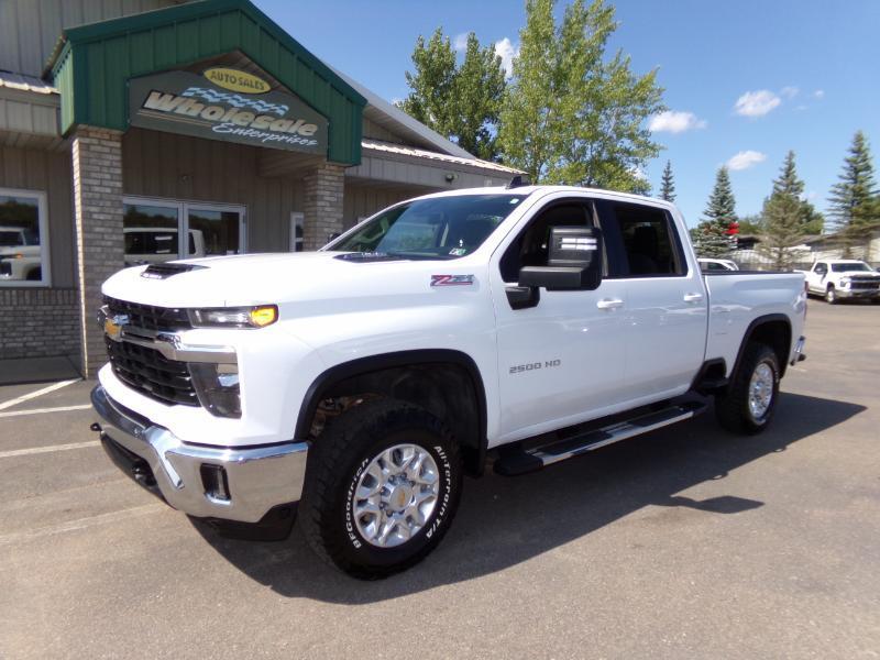 Chevrolet Silverado 2500HD LT Crew Cab Short Box 4WD 2024