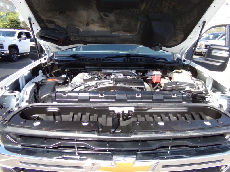 Chevrolet Silverado 2500HD LT Crew Cab Short Box 4WD 2024