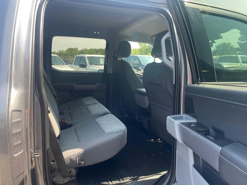 Ford F-150 4WD SuperCrew 145" XLT 2022