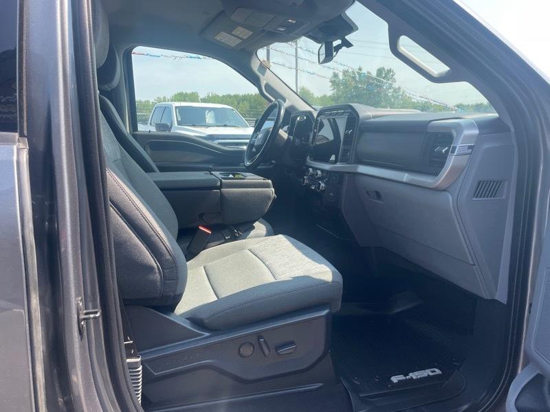 Ford F-150 4WD SuperCrew 145" XLT 2022