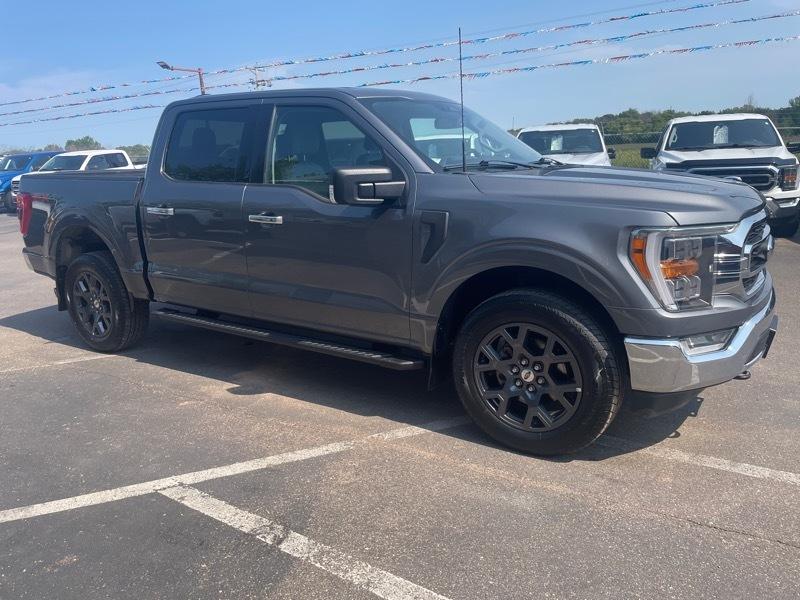 Ford F-150 4WD SuperCrew 145" XLT 2022