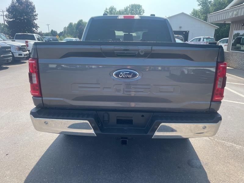 Ford F-150 4WD SuperCrew 145" XLT 2022