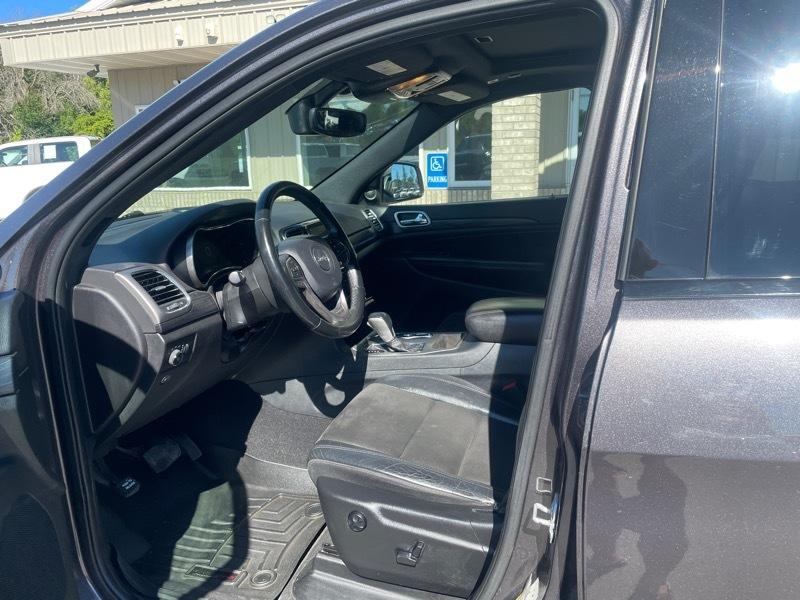 Jeep Grand Cherokee Laredo 4WD 2019