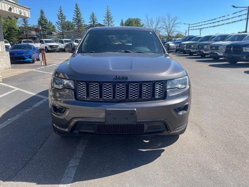 Jeep Grand Cherokee Laredo 4WD 2019