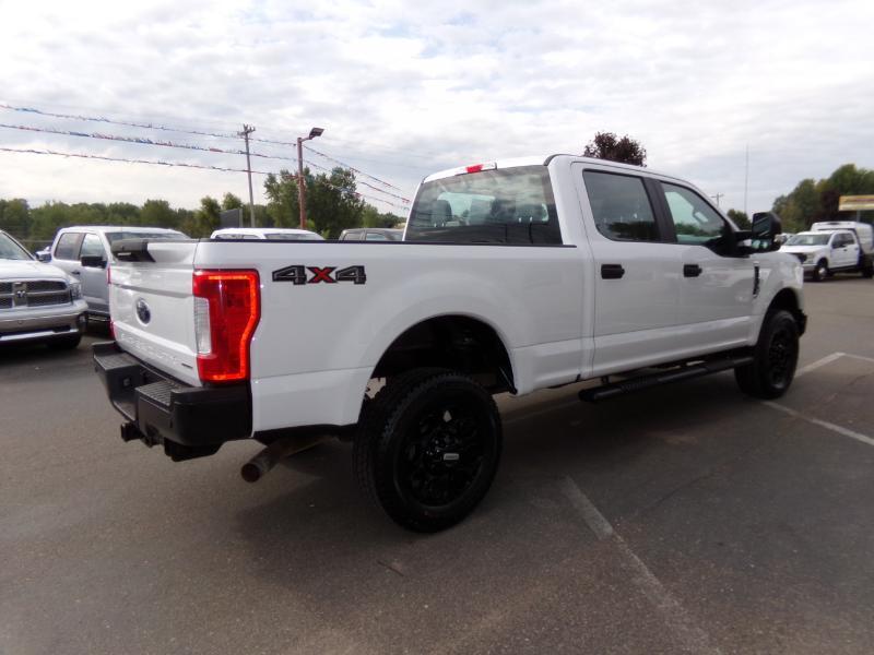Ford F-250 SD XL Crew Cab 4WD 2019