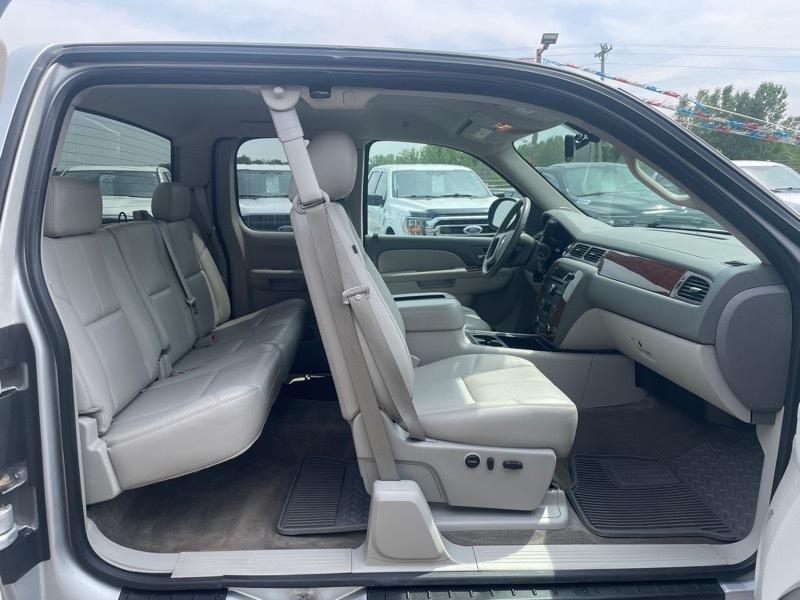 Chevrolet Silverado 1500 LTZ Ext. Cab Short Box 4WD 2012
