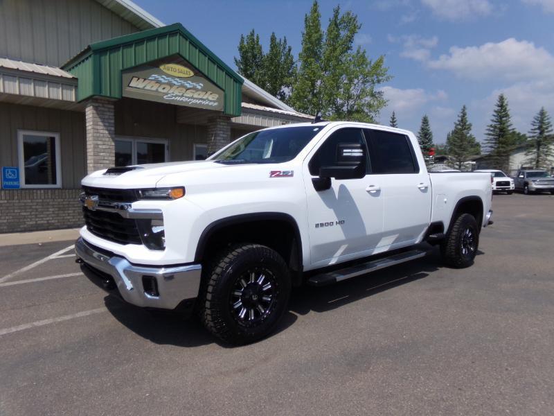 Chevrolet Silverado 2500HD LT Crew Cab Short Box 4WD 2025