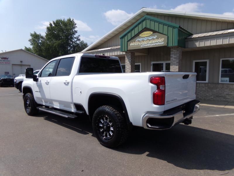 Chevrolet Silverado 2500HD LT Crew Cab Short Box 4WD 2025