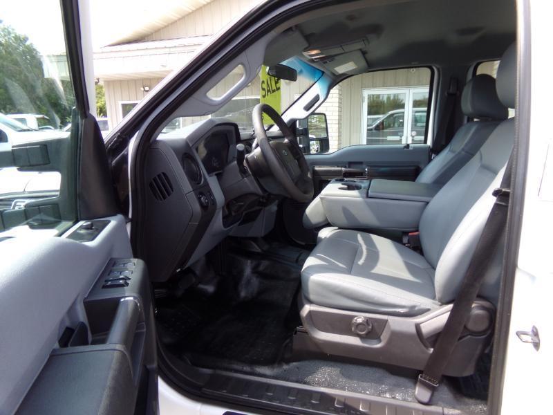 Ford F-250 SD XL Crew Cab Long Bed 4WD 2015