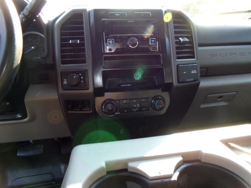 Ford F-250 SD XL Crew Cab Long Bed 4WD 2017