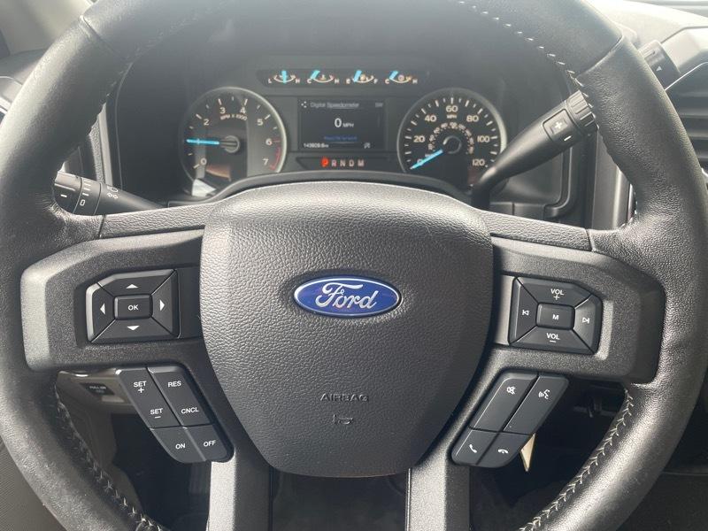 Ford F-150 4WD SuperCrew 145" XLT 2019