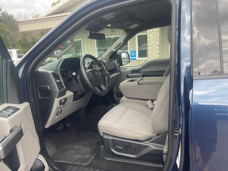 Ford F-150 4WD SuperCrew 145" XLT 2019