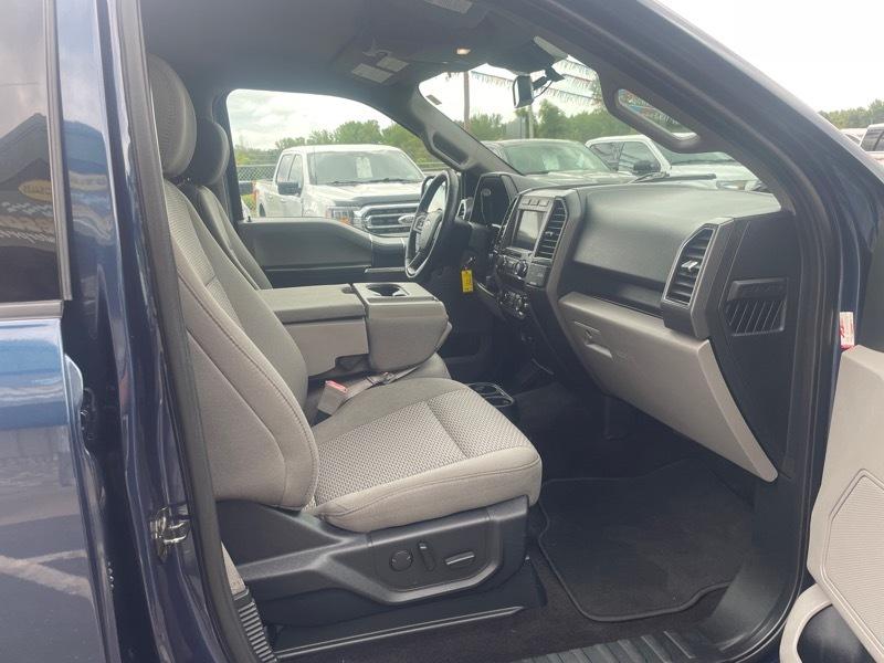 Ford F-150 4WD SuperCrew 145" XLT 2019