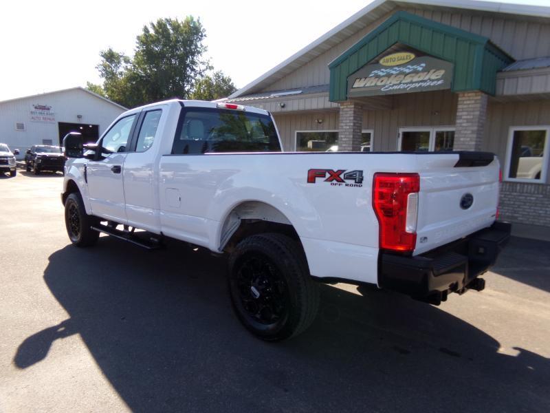 Ford F-250 SD XL SuperCab LWB 4WD 2019