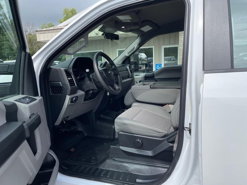 Ford F-250 SD XL Crew Cab Long Bed 4WD 2018