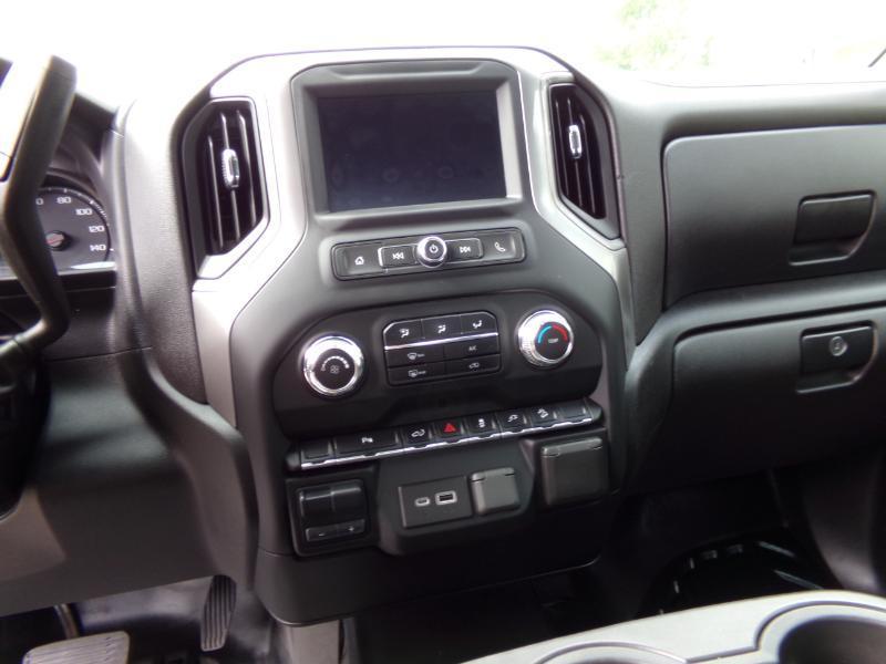 GMC Sierra 2500HD Pro Crew Cab 4WD SB 2022