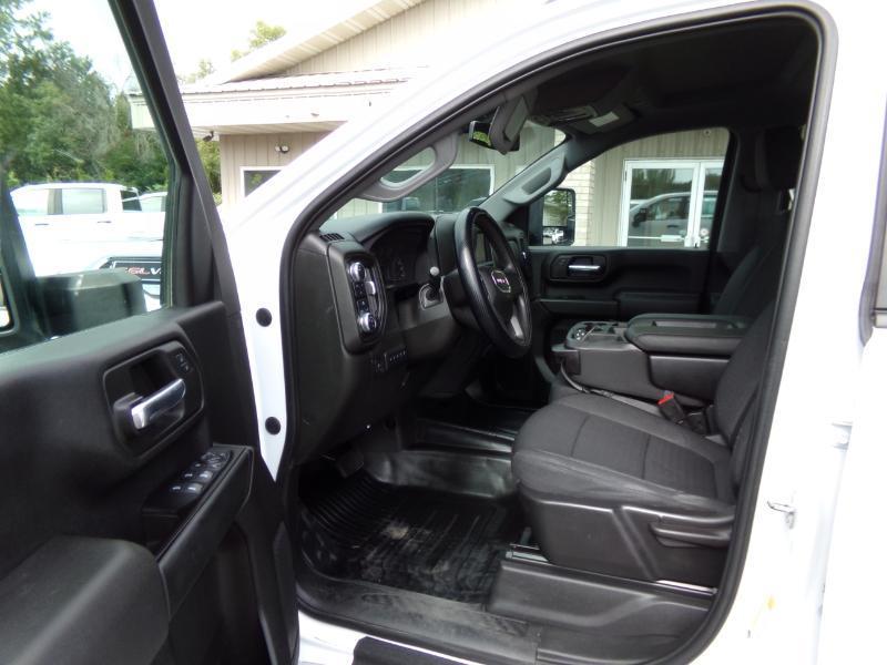 GMC Sierra 2500HD Pro Crew Cab 4WD SB 2022
