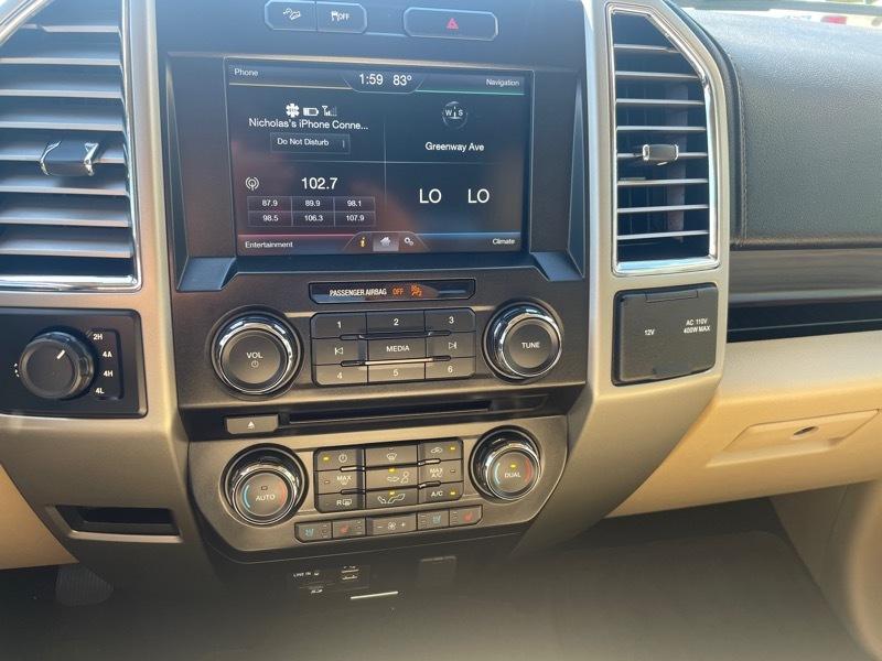 Ford F-150 4WD SuperCrew 145" Lariat 2015