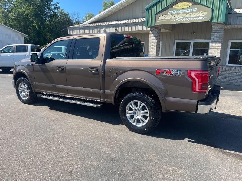 Ford F-150 4WD SuperCrew 145" Lariat 2015