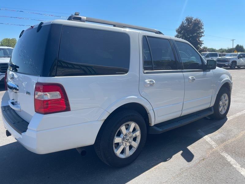 Ford Expedition XLT 4WD 2010