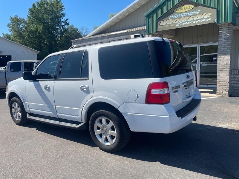 Ford Expedition XLT 4WD 2010