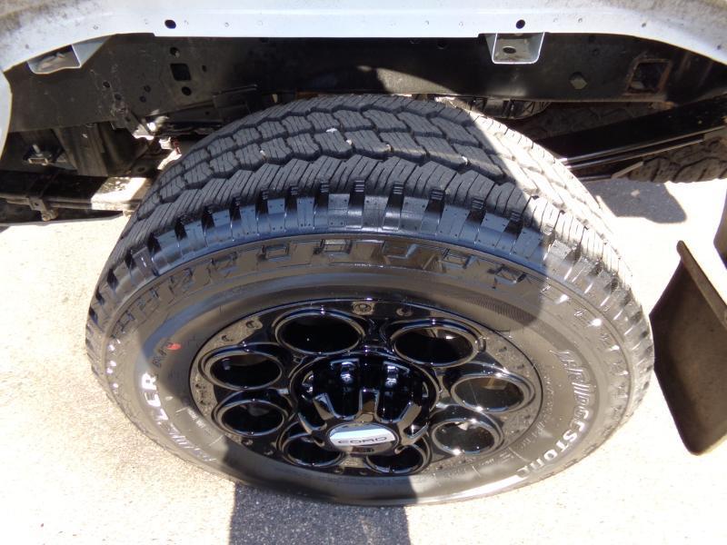 Ford F-250 SD XL Crew Cab Long Bed 4WD 2023
