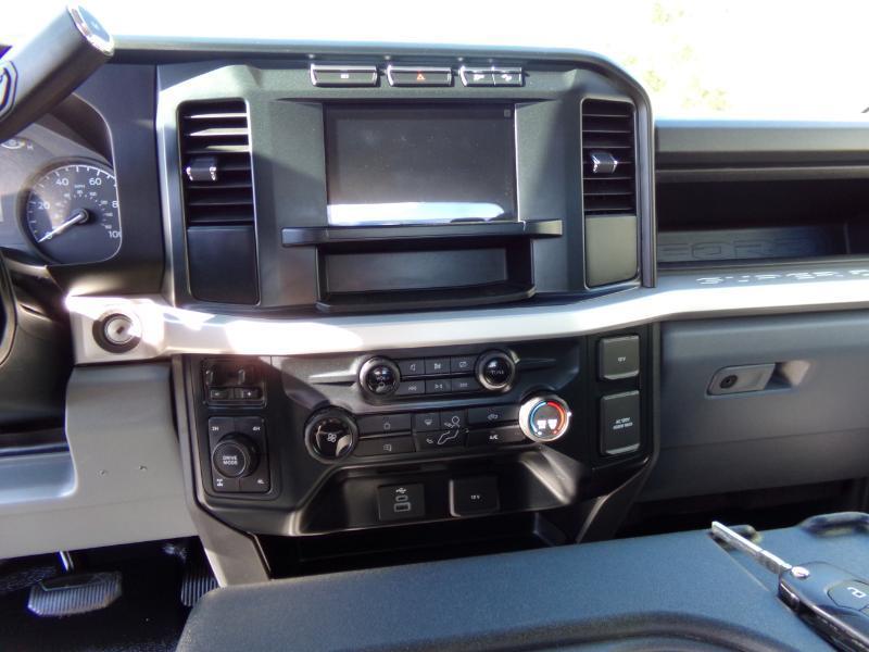 Ford F-250 SD XL Crew Cab Long Bed 4WD 2023