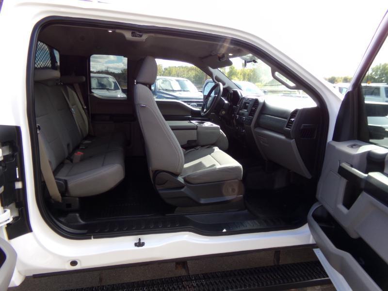 Ford F-250 SD XL SuperCab Long Bed 4WD 2017