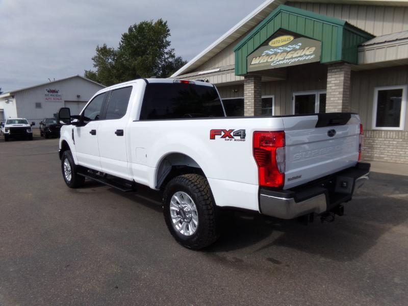 Ford F-250 SD XLT Crew Cab 4WD 2021