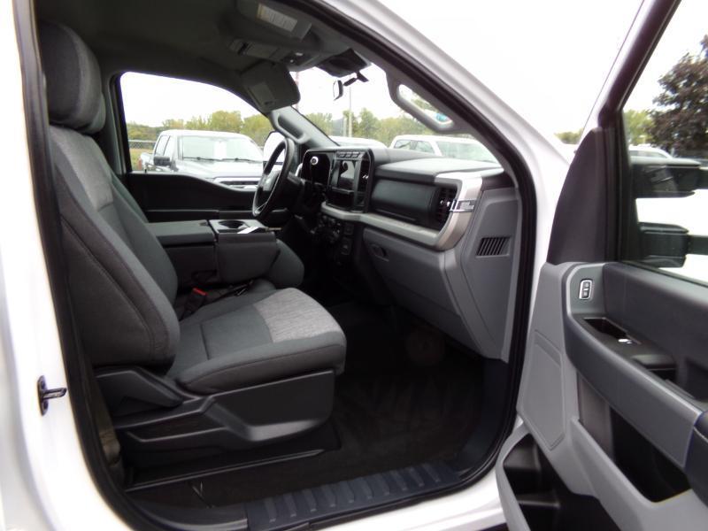 Ford F-250 SD XLT Crew Cab 4WD 2024