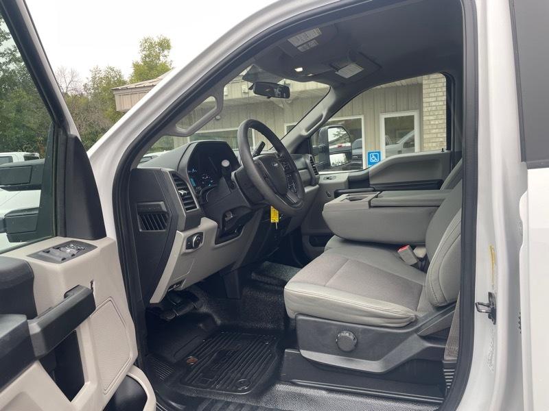 Ford F-250 SD XL Crew Cab Short Bed 4WD 2019