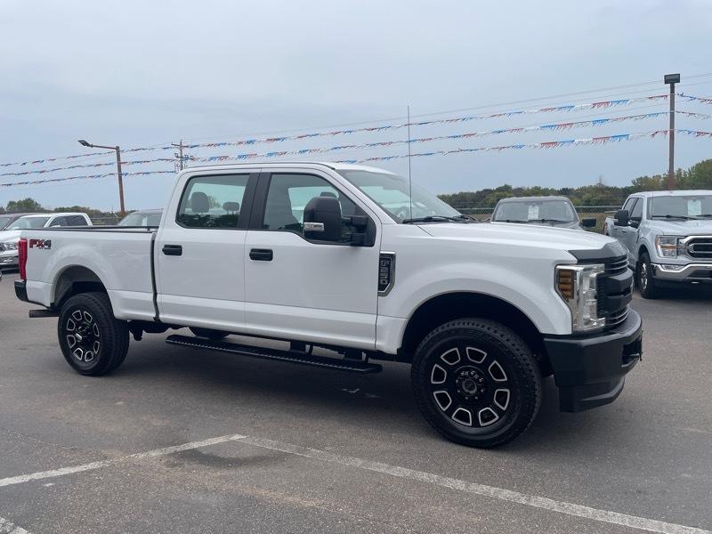 Ford F-250 SD XL Crew Cab Short Bed 4WD 2019