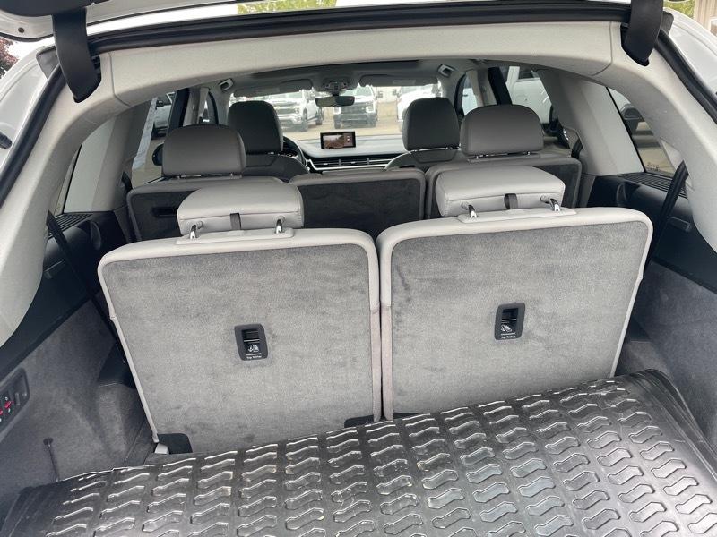 Audi Q7 photo 16