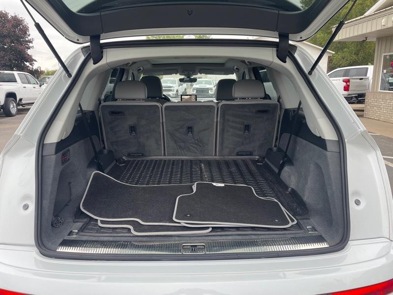 Audi Q7 photo 4