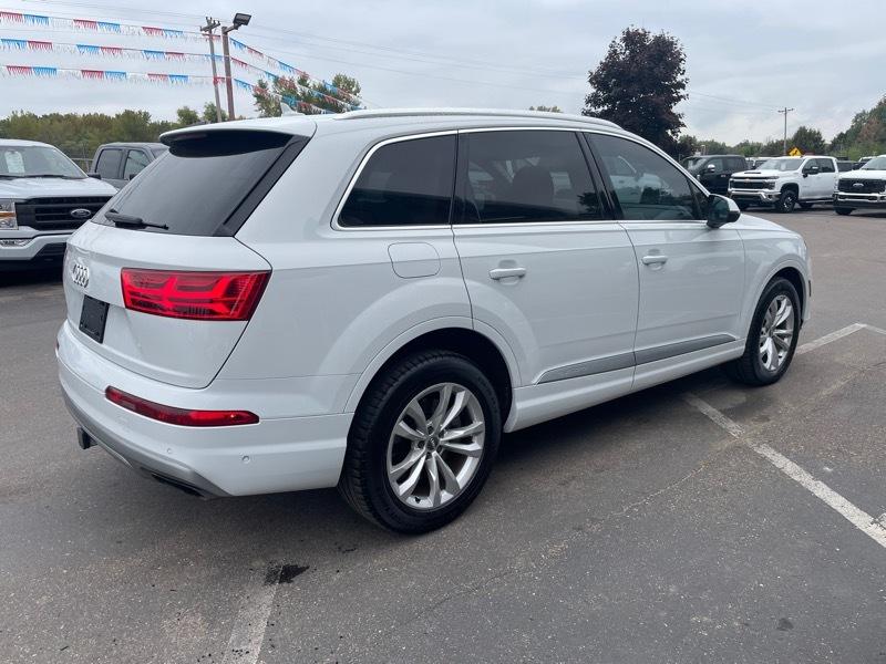 Audi Q7 photo 5