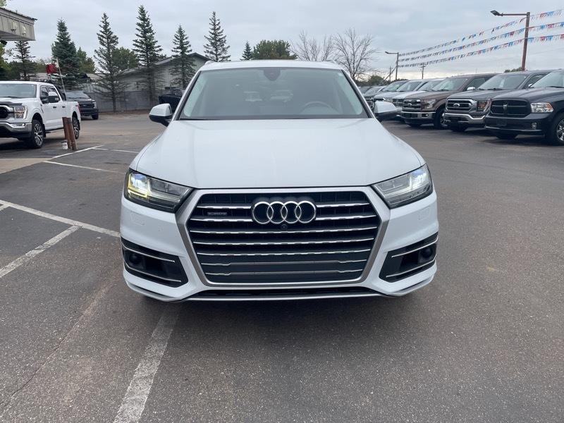 Audi Q7 photo 7