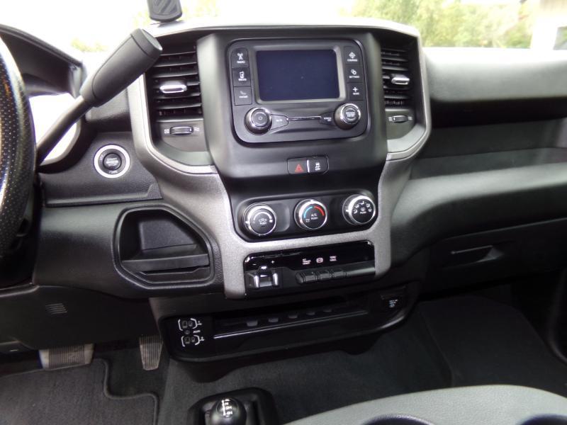 RAM 3500 Tradesman Crew Cab 4WD DRW 2022