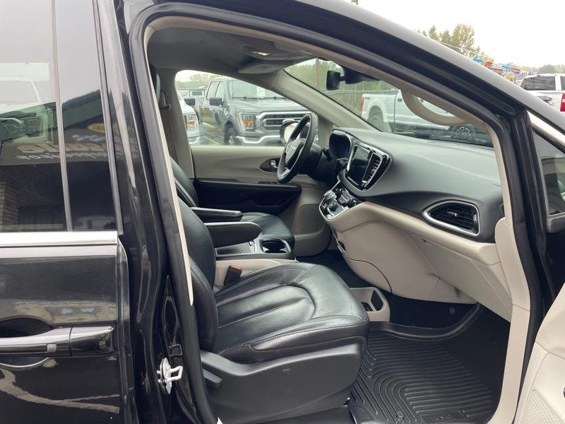 Chrysler Pacifica Touring-L 2022