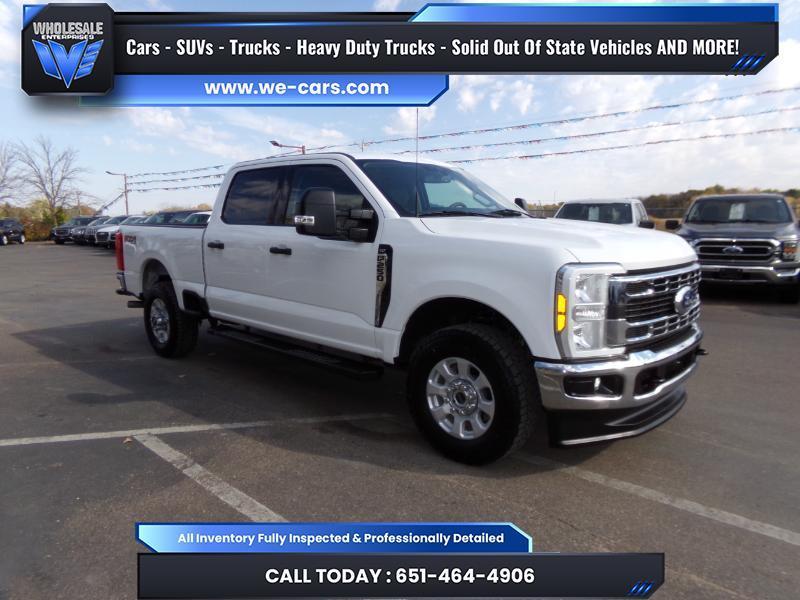 Ford F-250 SD XLT Crew Cab 4WD 2023
