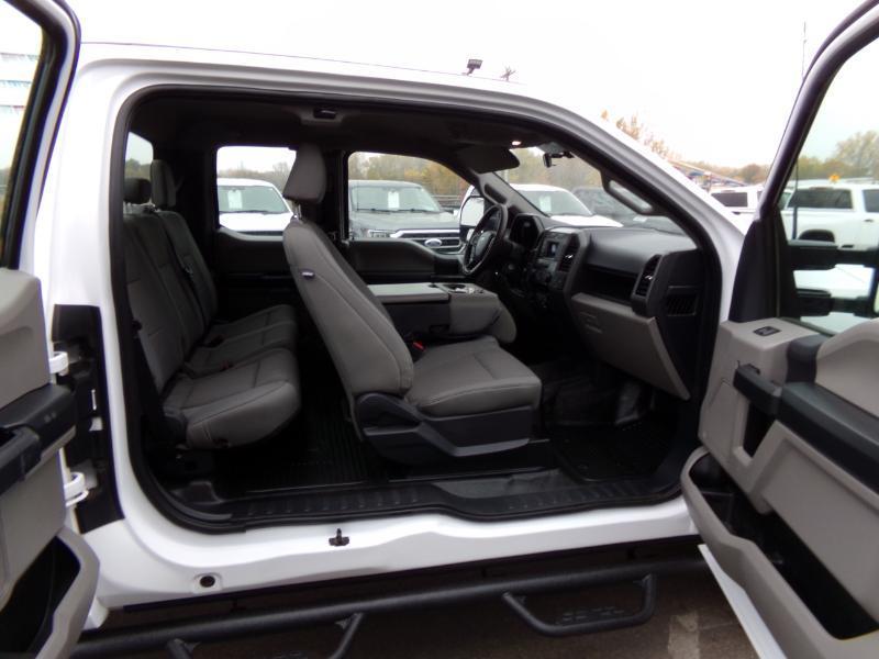 Ford F-250 SD XL SuperCab 4WD 2022