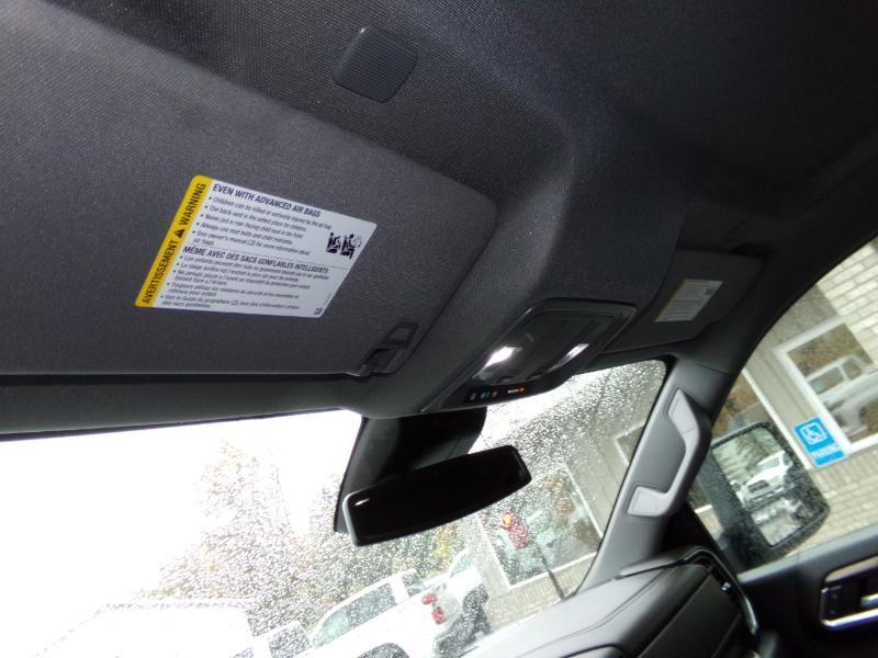 Chevrolet Silverado 3500HD LT Crew Cab Long Box 4WD 2025