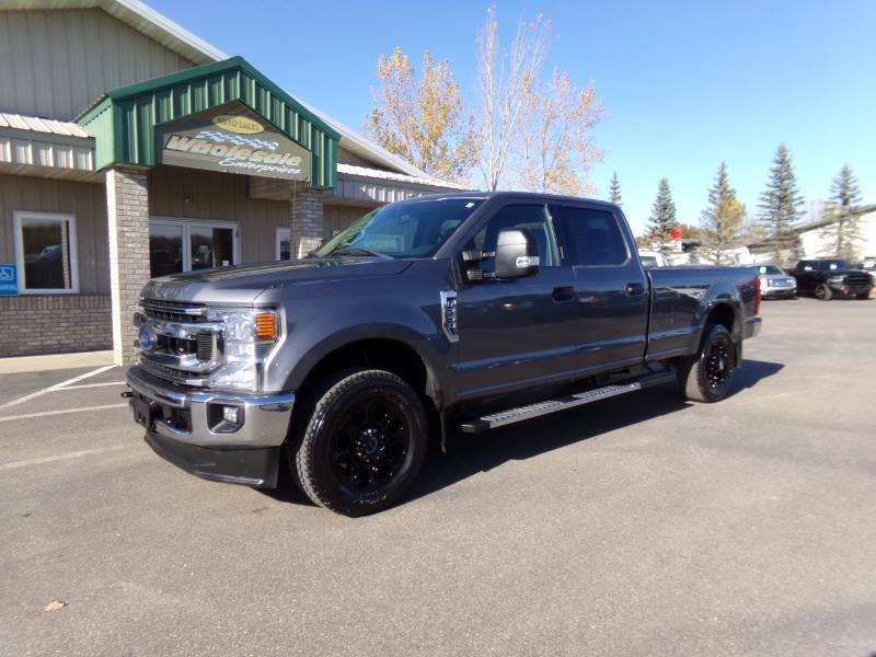 Ford F-250 SD XLT Crew Cab Long Bed 4WD 2022