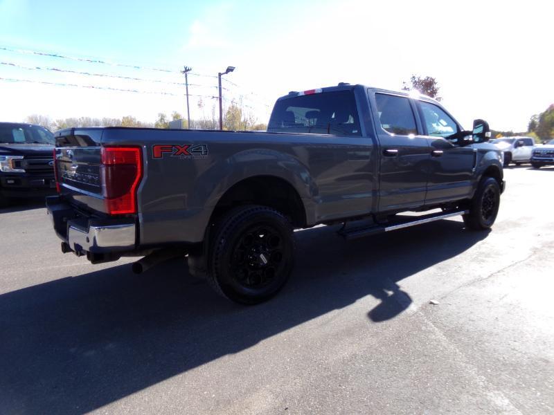 Ford F-250 SD XLT Crew Cab Long Bed 4WD 2022
