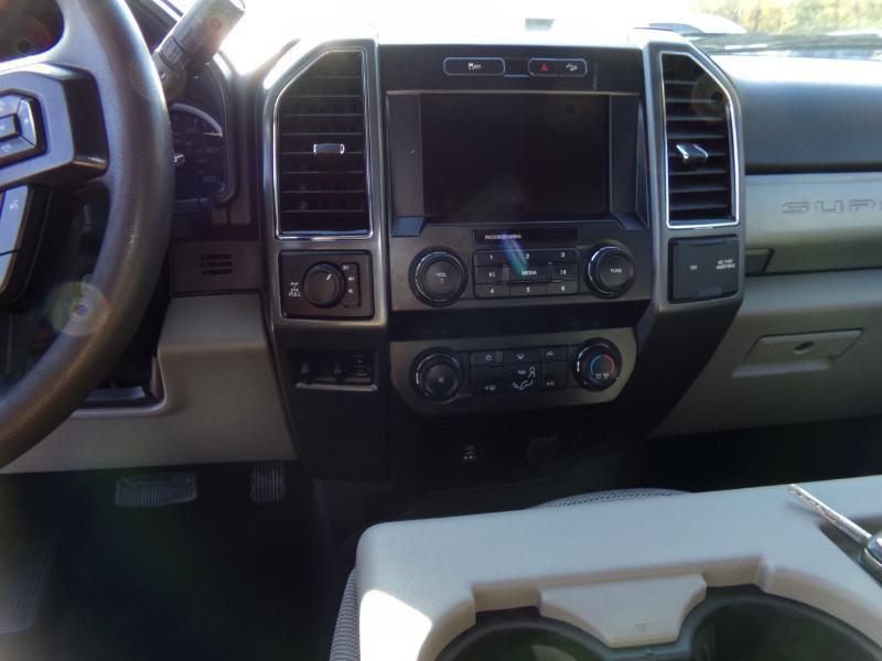 Ford F-250 SD XLT Crew Cab Long Bed 4WD 2022