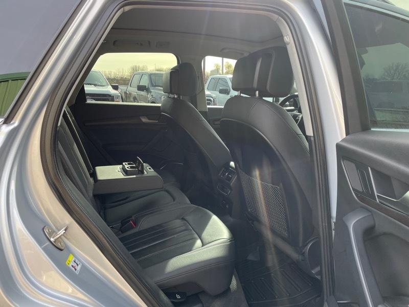 Audi Q5 2.0T Premium quattro 2021