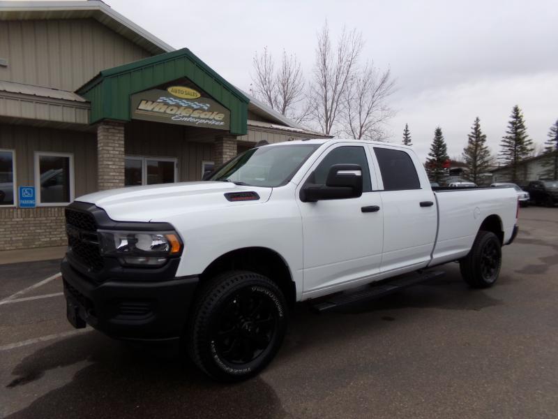 RAM 2500 Tradesman Crew Cab LWB 4WD 2024