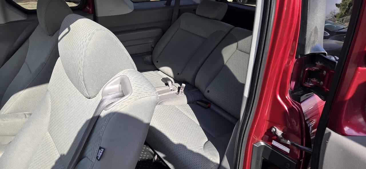 Honda Element EX 4WD AT with Navigation System 2010